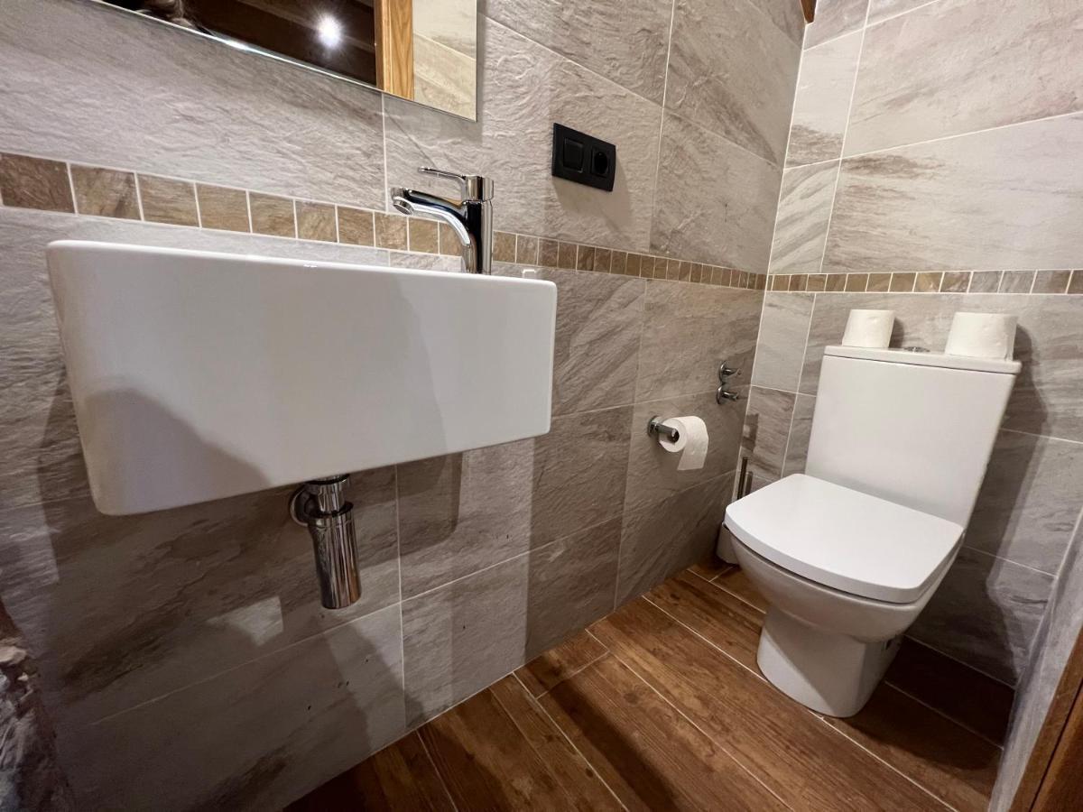 Casa Rural La Torre Recien Rehabilitada. Las Herrerias Luaran gambar
