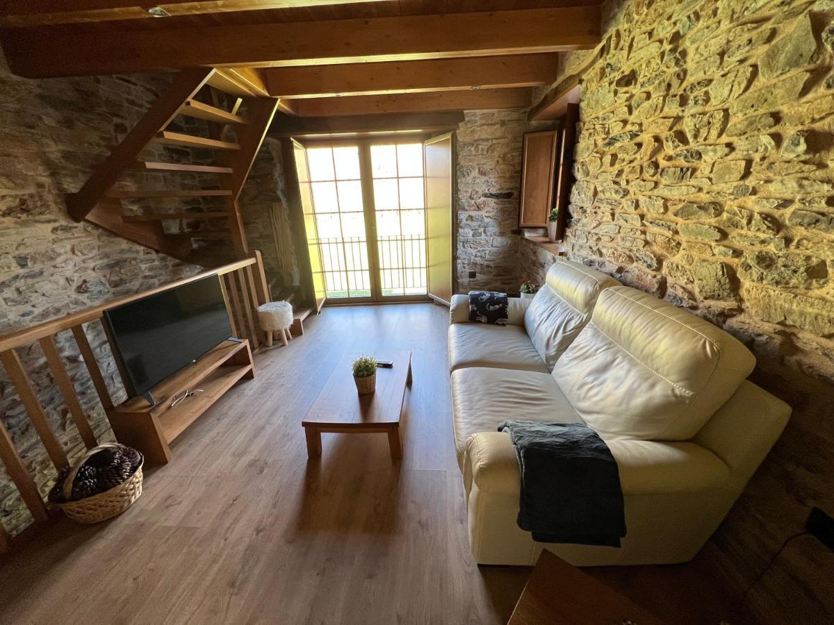 Casa Rural La Torre Recien Rehabilitada. Las Herrerias Luaran gambar